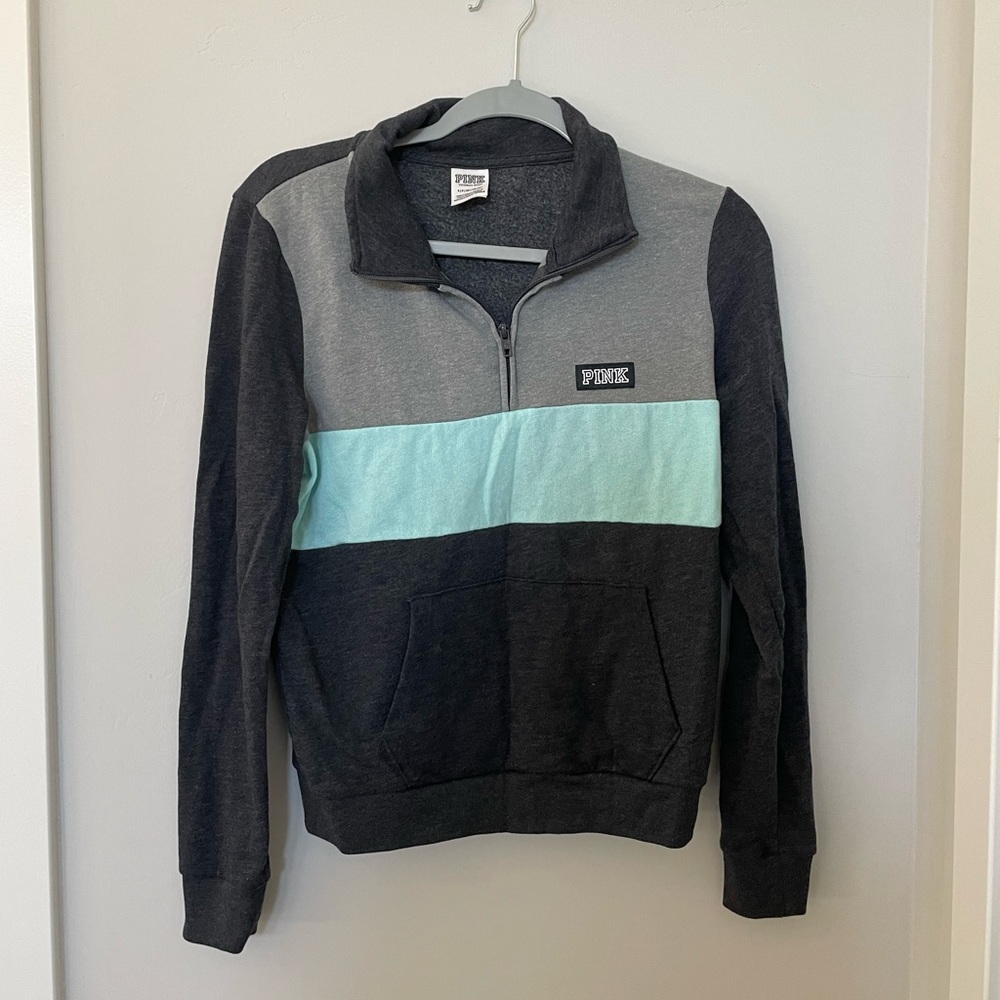 VS Pink sweatshirt SZ Small